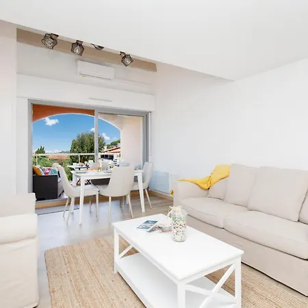 Apartment Le Maxi Moi Yourhosthelper *