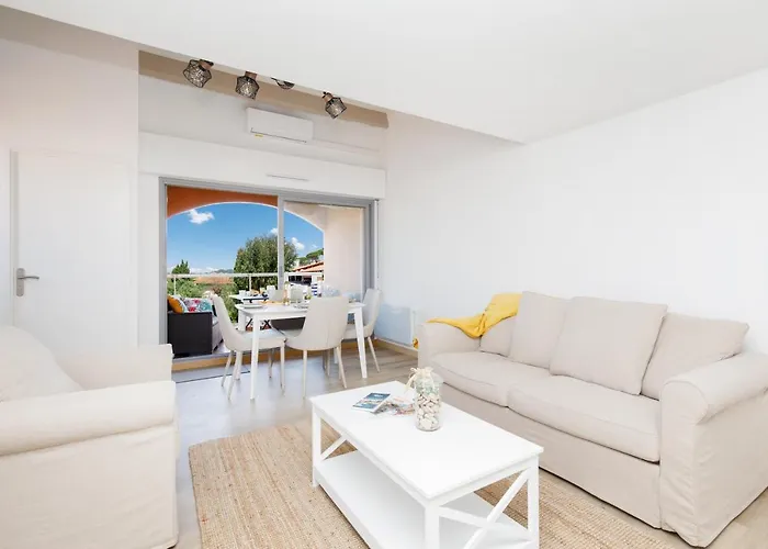 Apartment Le Maxi Moi Yourhosthelper *